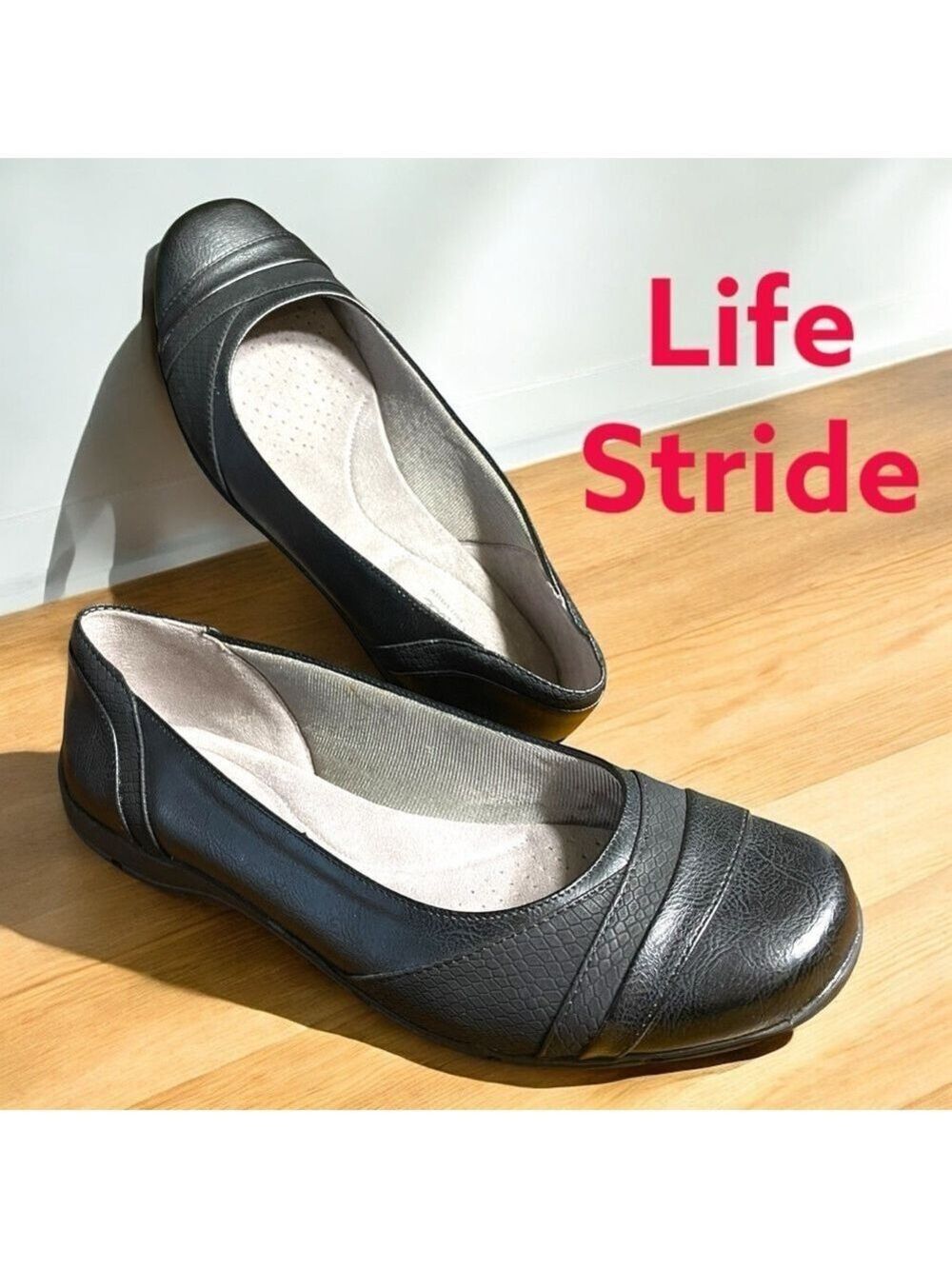 LifeStride-size 9.5 “Dig” Women's Black Ballet Flats
Like new preowned condition